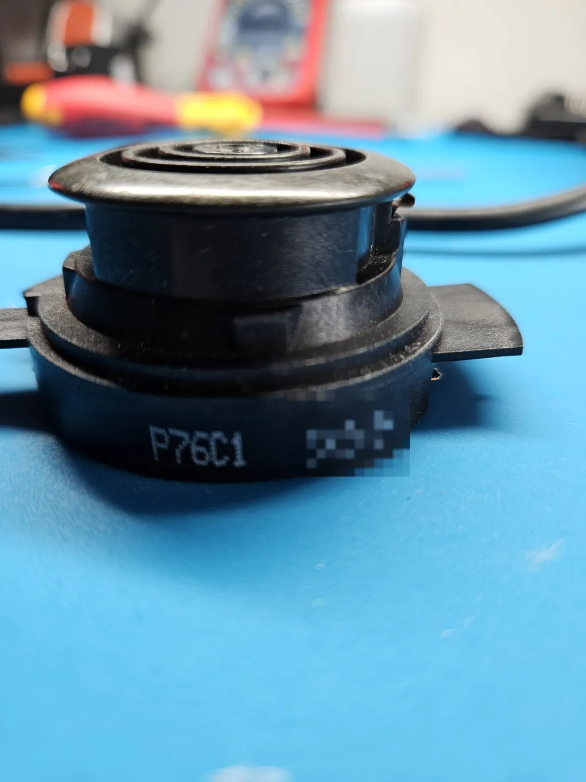Strix P76C1 connector marking